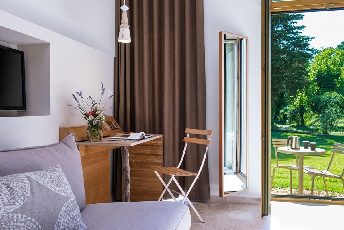 Chateau De Massillan Uchaux Ngoại thất bức ảnh