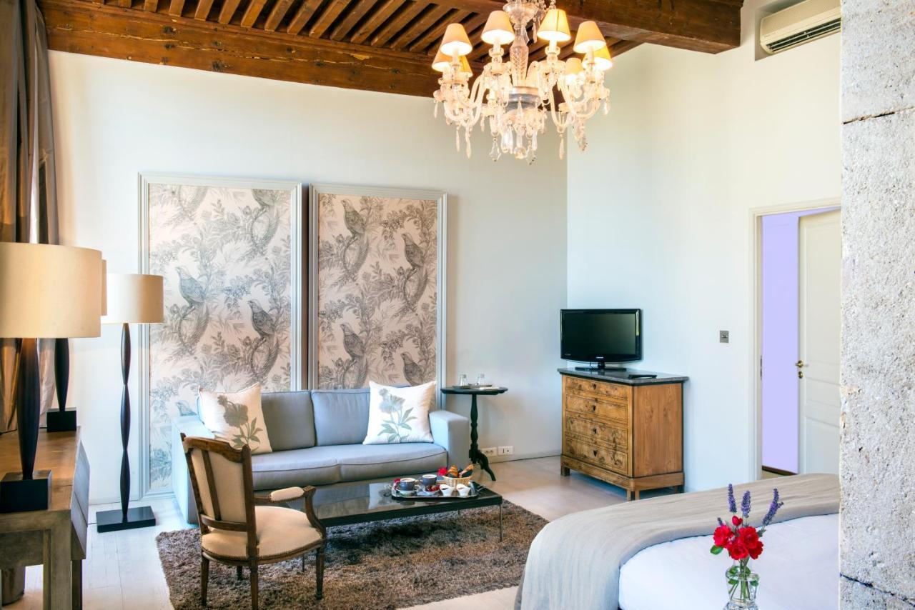 Chateau De Massillan Uchaux Ngoại thất bức ảnh